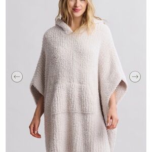 Barefoot dreams the cozy …one size fits all .